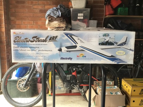 Electrafly plane kit - rc,